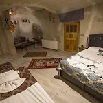 Mia Cappadocia Cave Hotel