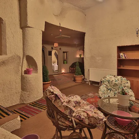 Mia Cappadocia Cave Hotel 3*